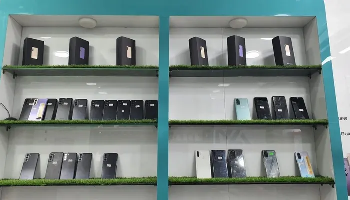 AM Mobile Store