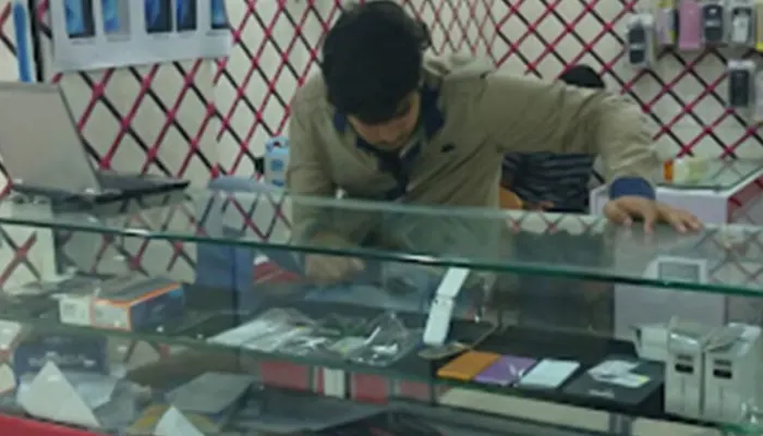 Cellentric Mobile Store