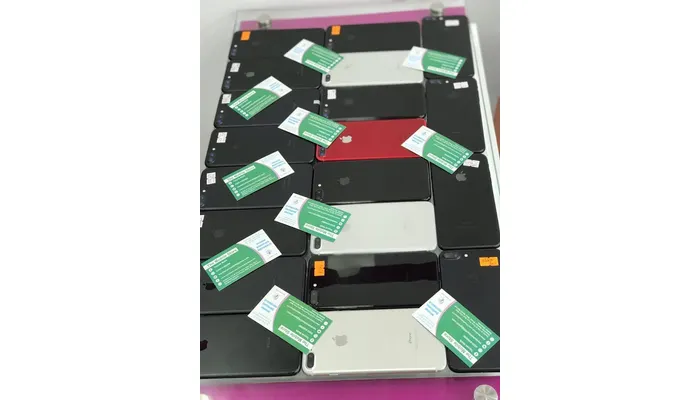 The Mobile Store