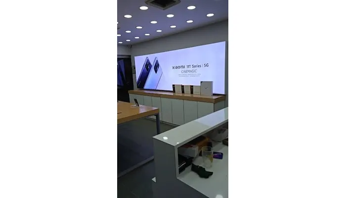 Xiaomi store saddar